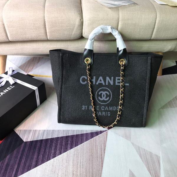 Ch**el shopping bags